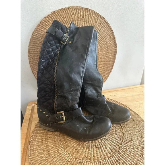 Women’s size 7.5 zip up boots - Picture 1 of 10